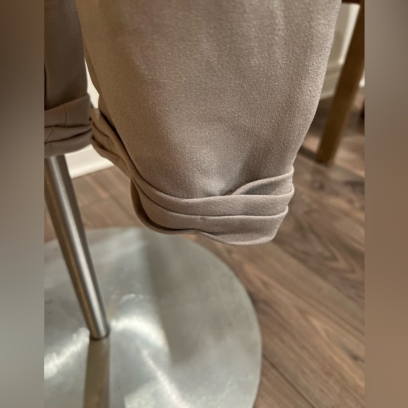 Stylish cropped dress pant - Picture 5 of 6